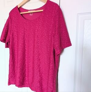 TanJay Fuschia Pink Silky Short Sleeve Blouse. Size LP.